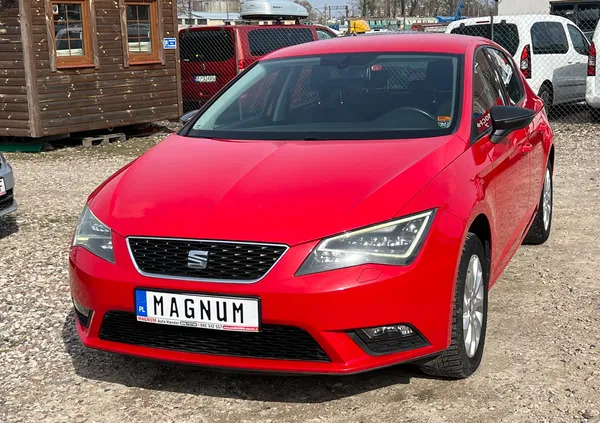 samochody osobowe Seat Leon cena 38900 przebieg: 268000, rok produkcji 2013 z Wasilków